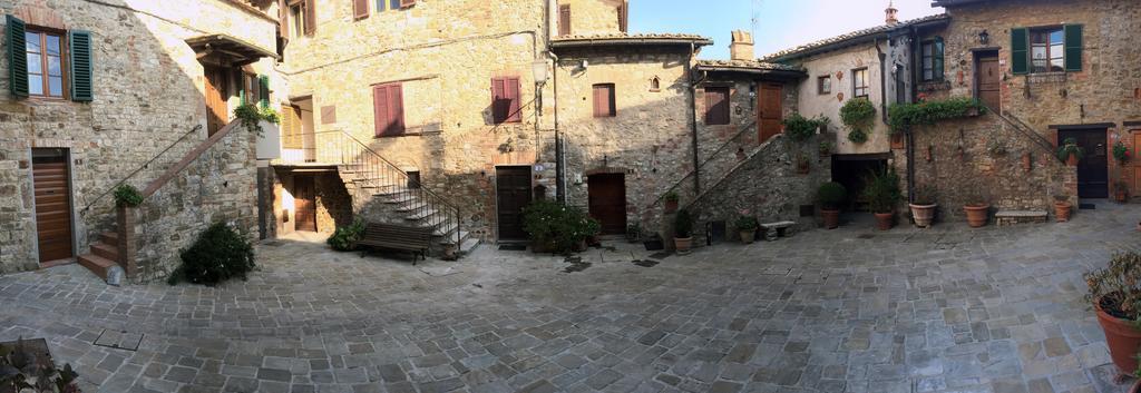 Апартаменты Borgo San Gusme Экстерьер фото